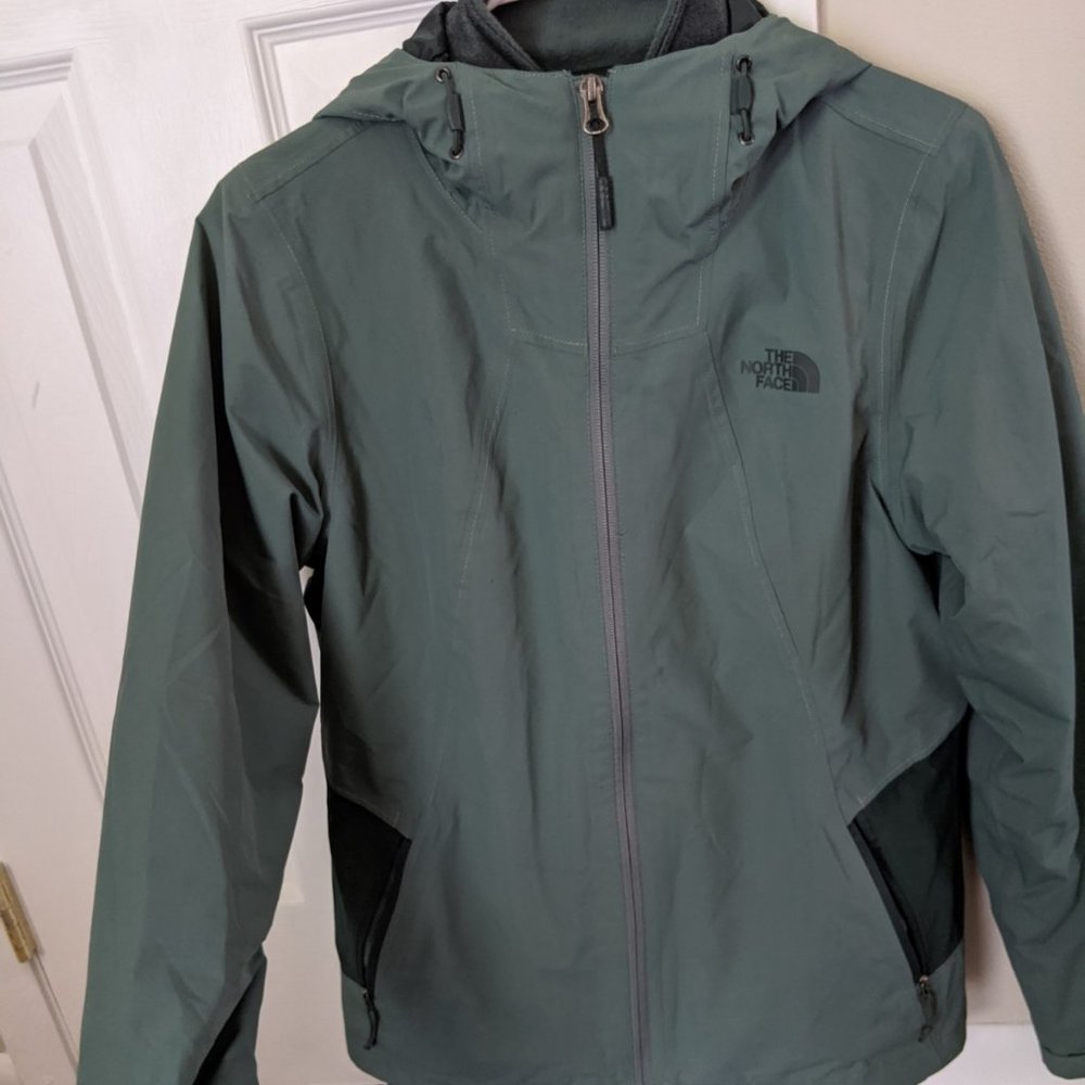 Women's Green The North Face coat size Small
